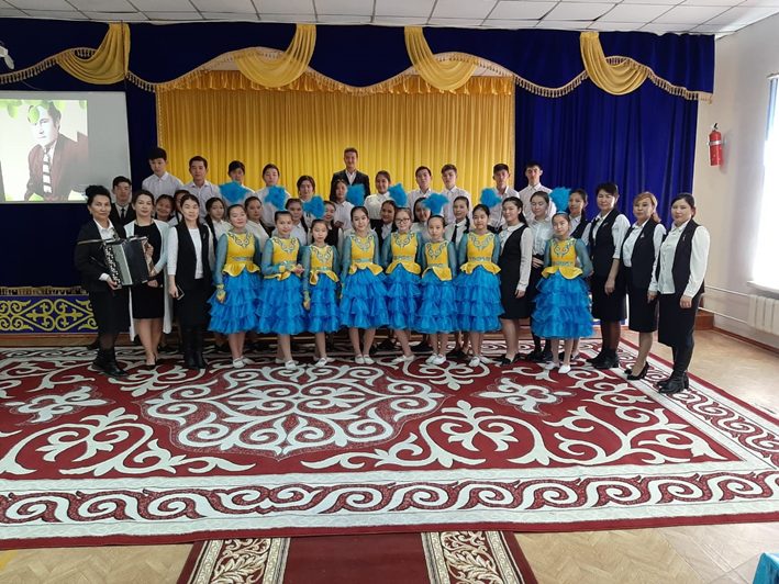 "Жырлайды жүрек" атты әдеби - сазды кеш өткізілді.