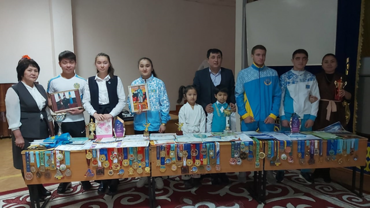 Спорт жеңімпаздарымен кездесу өткізілді.