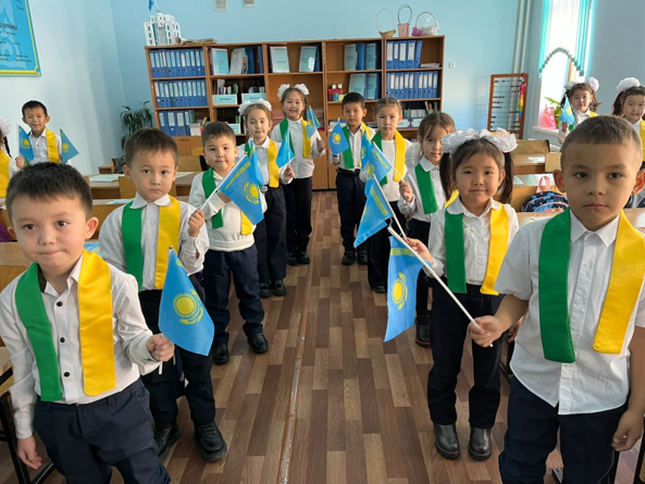 “Тәуелсіздік- теңдесі жоқ байлығым” тақырыбында сынып сағаты өткізілді.